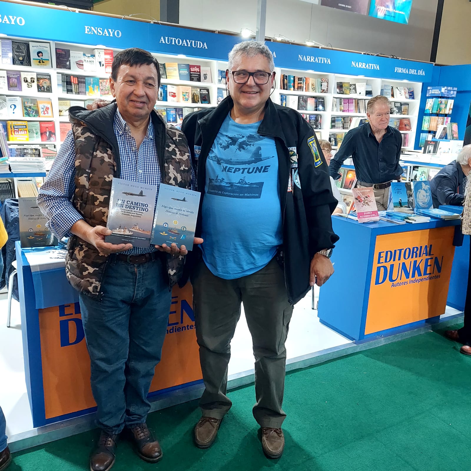 Presentación de mi primer libro Un Camino, Un destino en la Feria del Libro Buenos Aires